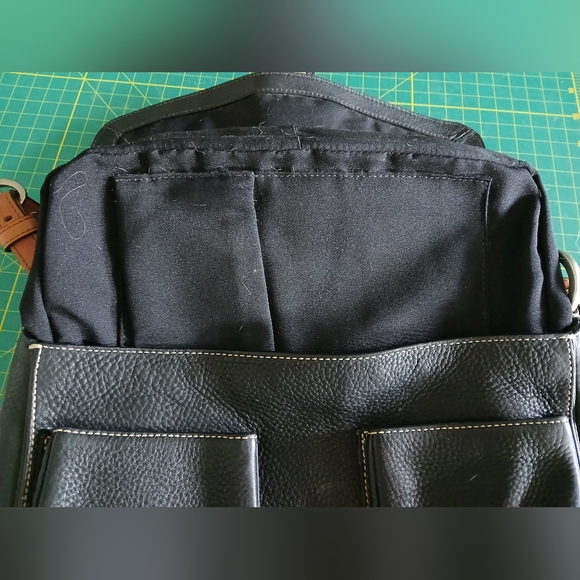 EUC Coach black and brown pebbled leather handbag - Picture 6 of 13